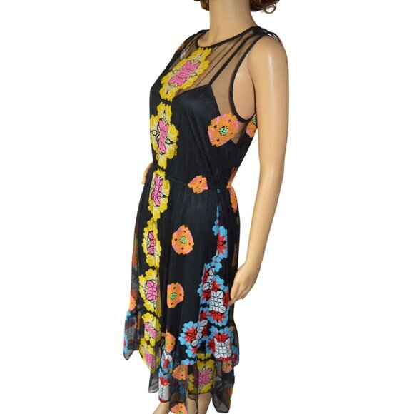 ModCloth Size Medium Follow My Lead Embroidered Midi Dress Floral Black Yellow - Picture 3 of 10